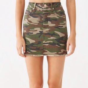 Camo skirt
